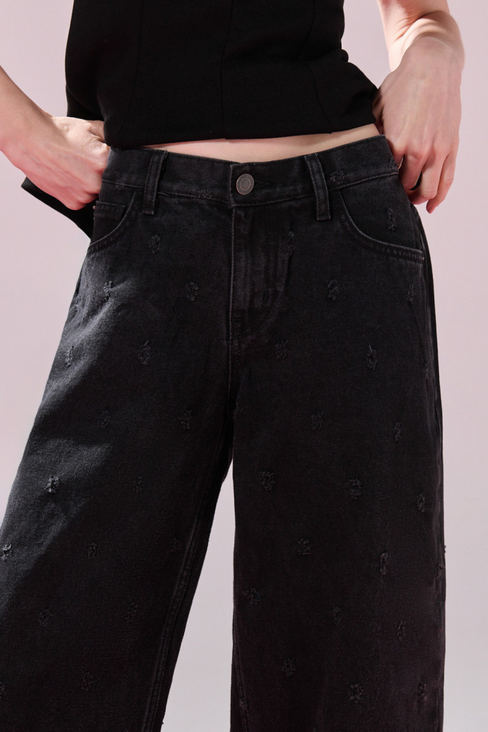 Jean gris loose barrel tiro bajo con puntos de Polka Dots

