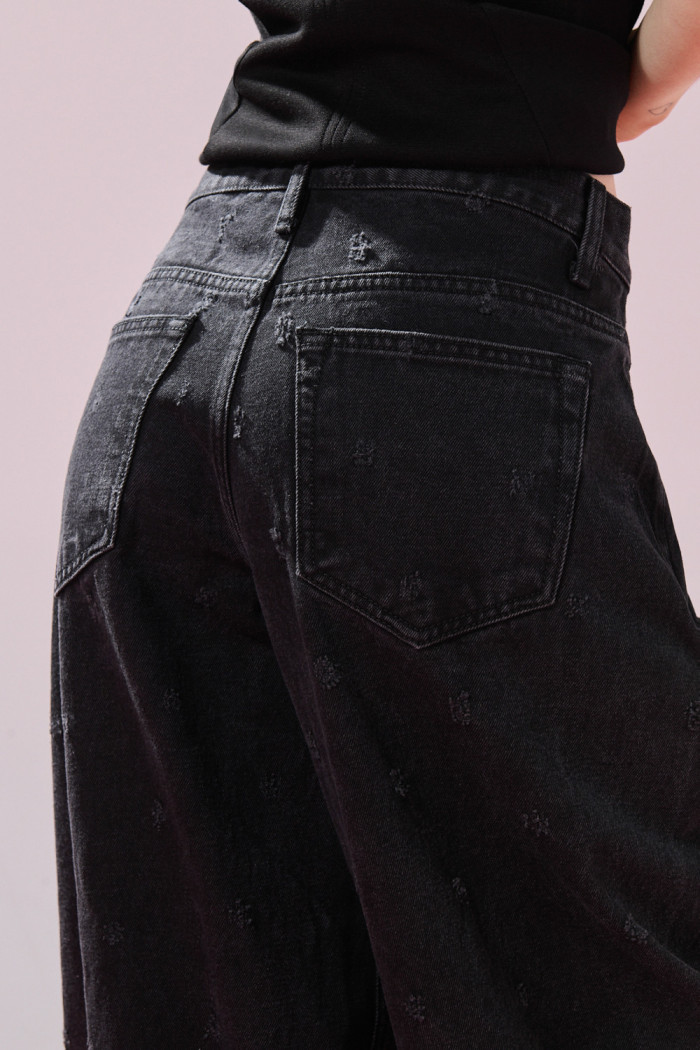Jean gris loose barrel tiro bajo con puntos de Polka Dots

