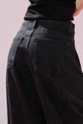 Jean gris loose barrel tiro bajo con puntos de Polka Dots
