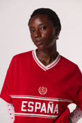 Camiseta cuello V oversize roja college de Fan Edition
