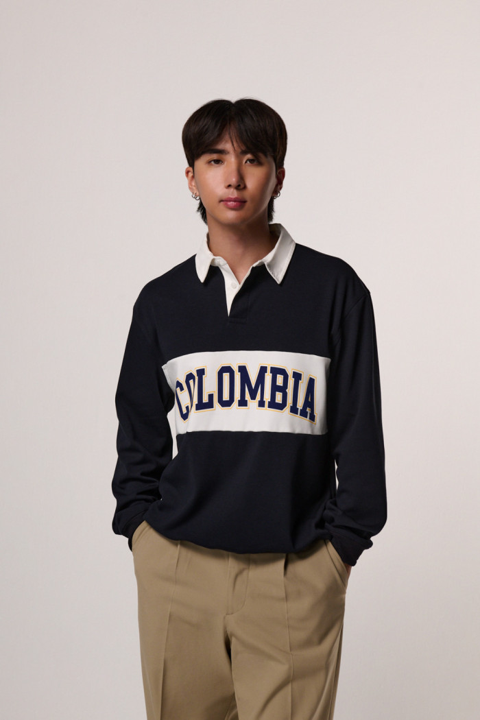 Buzo cuello polo oversize azul intenso college de Fan Edition
