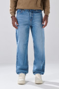 Jean azul baggy infaltables con tiro medio y bota ancha
