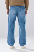 Jean azul baggy infaltables con tiro medio y bota ancha
