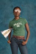 Camiseta cuello polo verde con arte college de Fan Edition
