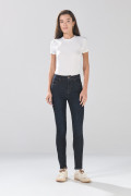 Jean azul súper skinny infaltables con tiro súper alto
