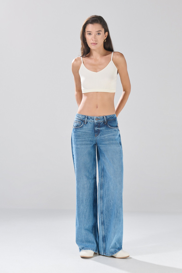 Jean open leg infaltables azul bota ancha con tiro bajo
