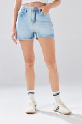 Short azul claro de jean infaltables tiro alto con desgastes
