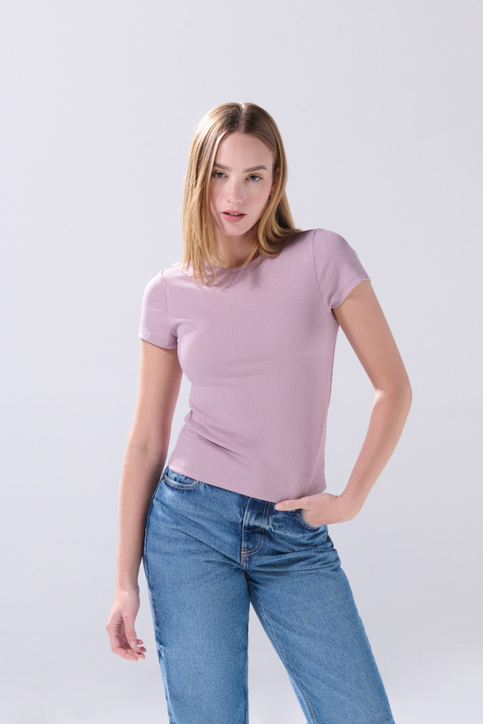 Camiseta unicolor infaltables acanalada con manga corta
