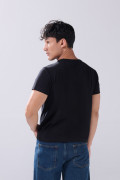 Camiseta infaltables cuello redondo unicolor con fit ceñido

