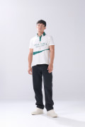 Camiseta polo crema clara con diseños de Coca-Cola
