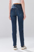 Jean azul oscuro push up infaltables con realce y tiro alto
