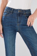 Jean azul oscuro push up infaltables con realce posterior
