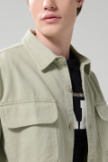 Sobrecamisa unicolor manga larga con doble bolsillo