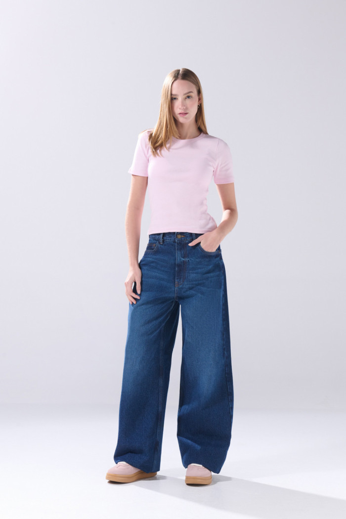 Jean infaltables baggy azul oscuro tiro medio con bota ancha
