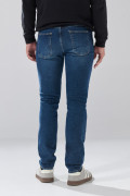 Jean tiro bajo slim infaltables azul oscuro con 5 bolsillos
