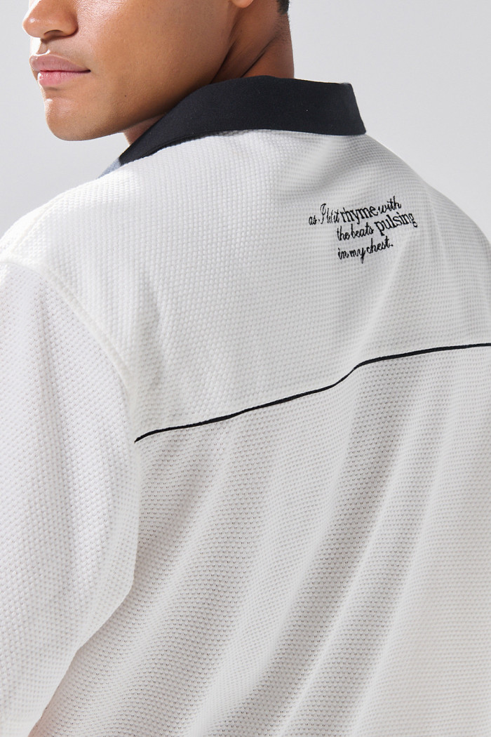 Camisa crema de Poetry con texto y cuello resort en contraste
