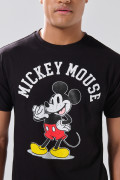 Camiseta negra con cuello redondo y diseño de Mickey
