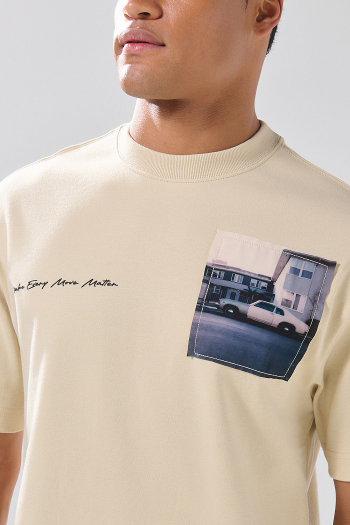 Camiseta oversize cuello redondo unicolor con arte de Poetry
