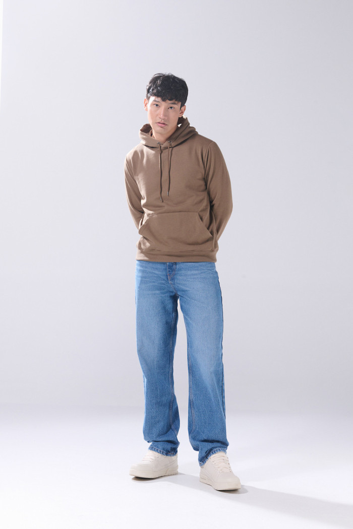 Jean baggy azul infaltables con tiro medio y bota ancha
