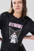 Camiseta de Kuromi negra tie dye con manga corta
