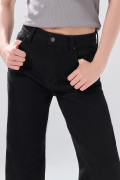 Jean negro 90´S infaltables tiro alto con bota recta
