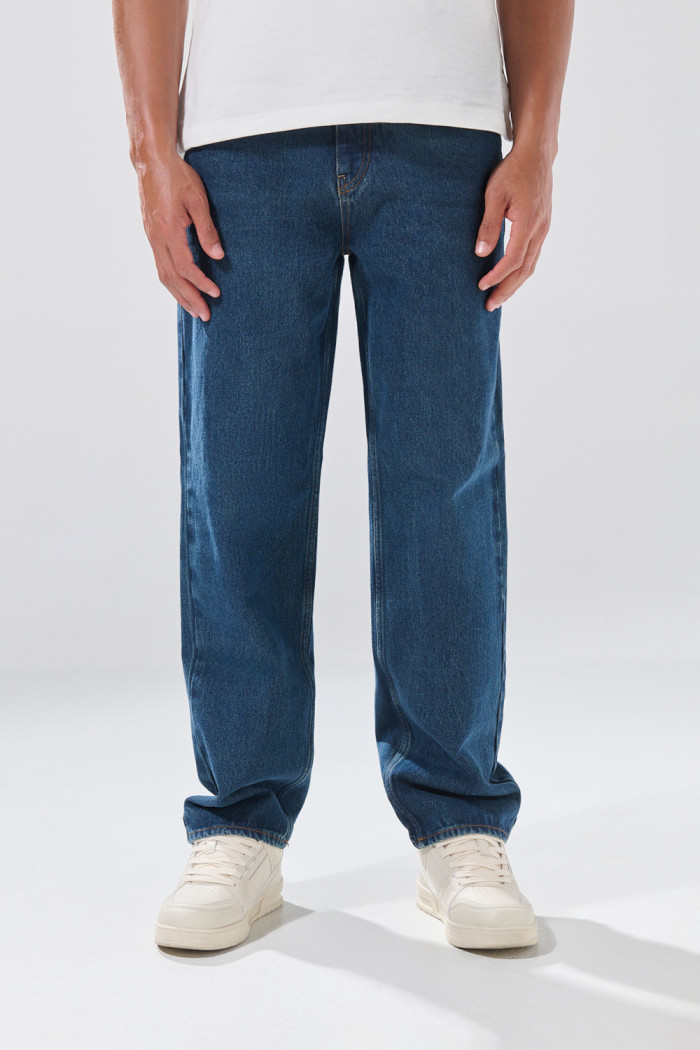 Jean infaltables baggy azul oscuro bota ancha con tiro medio
