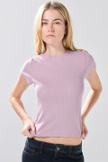 Camiseta unicolor en rib infaltables con cuello redondo
