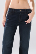 Jean infaltables straight leg bota recta azul con tiro bajo
