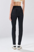 Jean súper skinny infaltables azul intenso con 5 bolsillos
