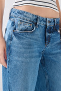 Jean infaltables open leg azul medio con bota ancha
