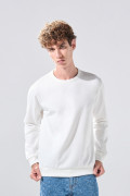 Buzo cuello redondo infaltables con bordes en rib unicolor
