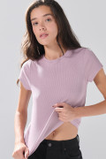Camiseta en rib infaltables unicolor con cuello redondo
