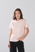 Camiseta rosada clara en algodón manga corta college
