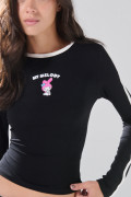 Camiseta negra con arte de My Melody y manga larga
