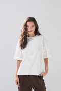 Camiseta cuello redondo oversize unicolor con aberturas
