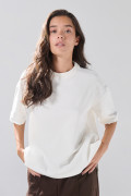 Camiseta cuello redondo oversize unicolor con aberturas

