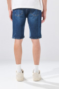 Bermuda infaltables slim de jean azul oscura con tiro bajo
