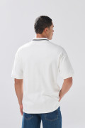 Camiseta de Boho Club crema polo con pechera en contraste
