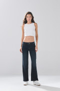 Jean bota recta straight leg azul infaltables con tiro bajo
