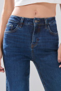 Jean straight leg bota recta infaltables azul con tiro alto
