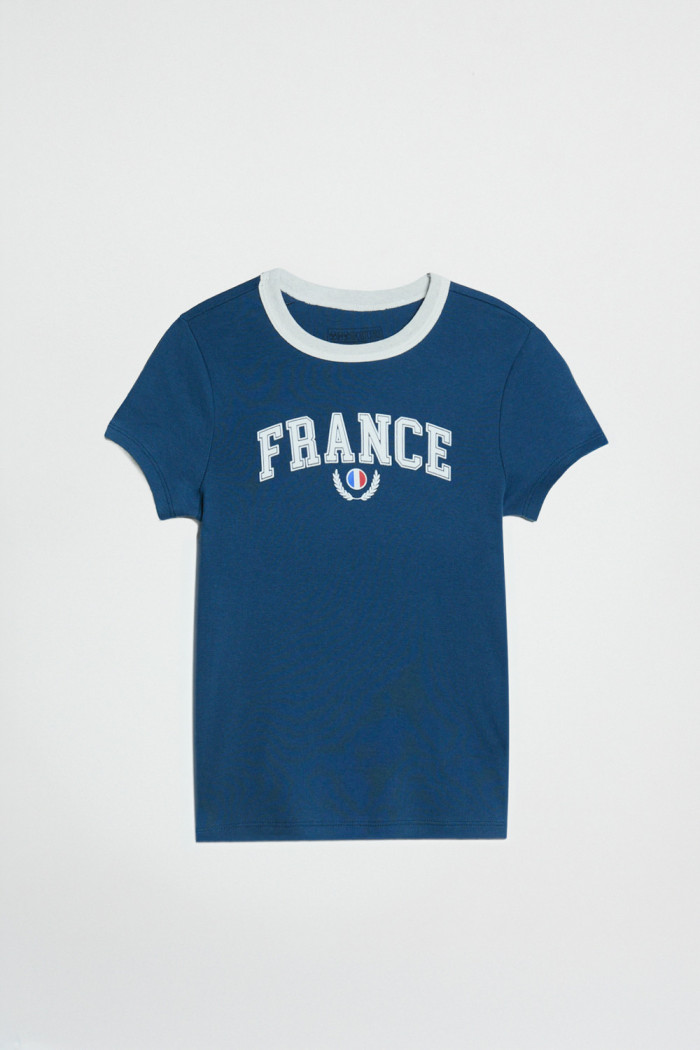 Camiseta college de Fan Edition azul medio con cuello redondo