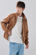 Chaqueta café en gamuza cazadora bomber con cuello alto