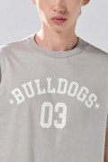Camiseta cuello redondo gris medio con arte college blanco
