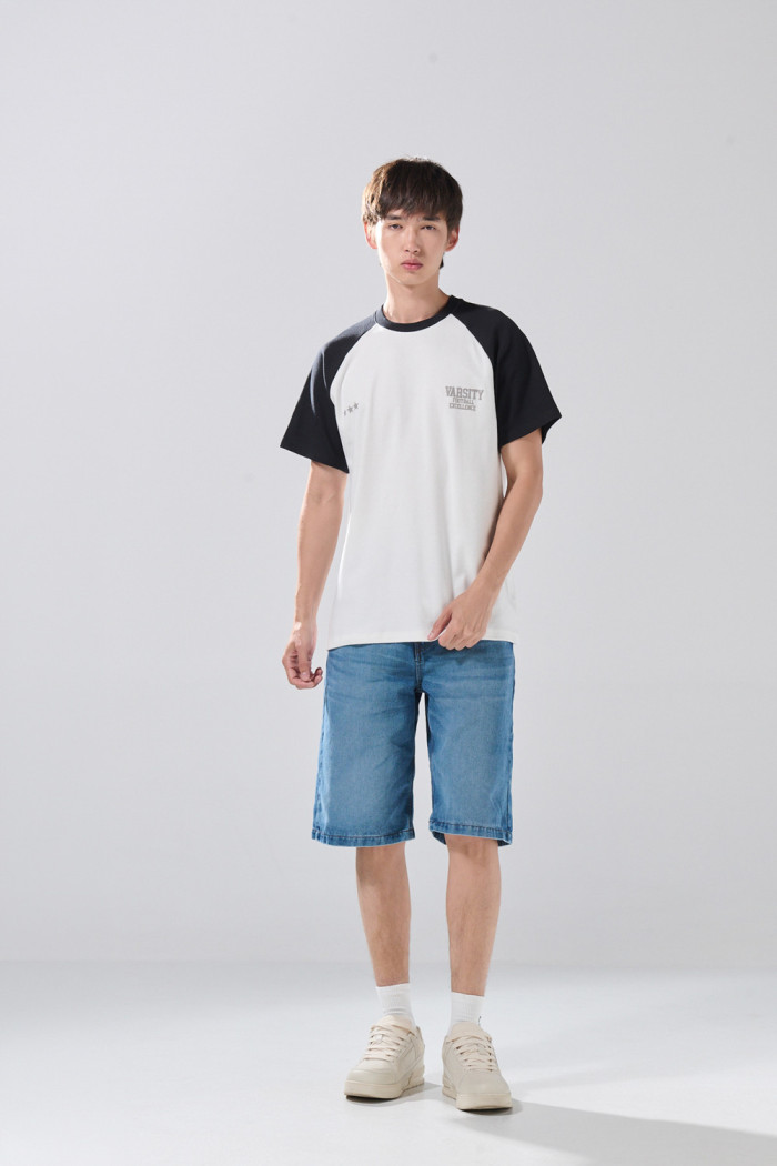 Bermuda de jean azul medio tipo loose con tiro bajo
