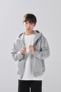 Buzo gris medio oversize con capota y cremallera
