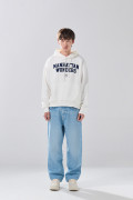 Buzo con capota crema claro oversize y diseño college
