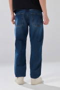 Jean infaltables azul oscuro 90´S con bota recta y tiro bajo
