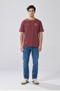 Camiseta rosada college de Fan Edition con cuello redondo