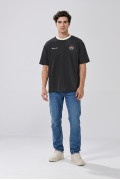 Camiseta college de Fan Edition negra con cuello redondo