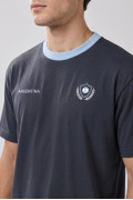 Camiseta college de Fan Edition azul con cuello redondo
